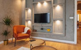 Uraya Suites